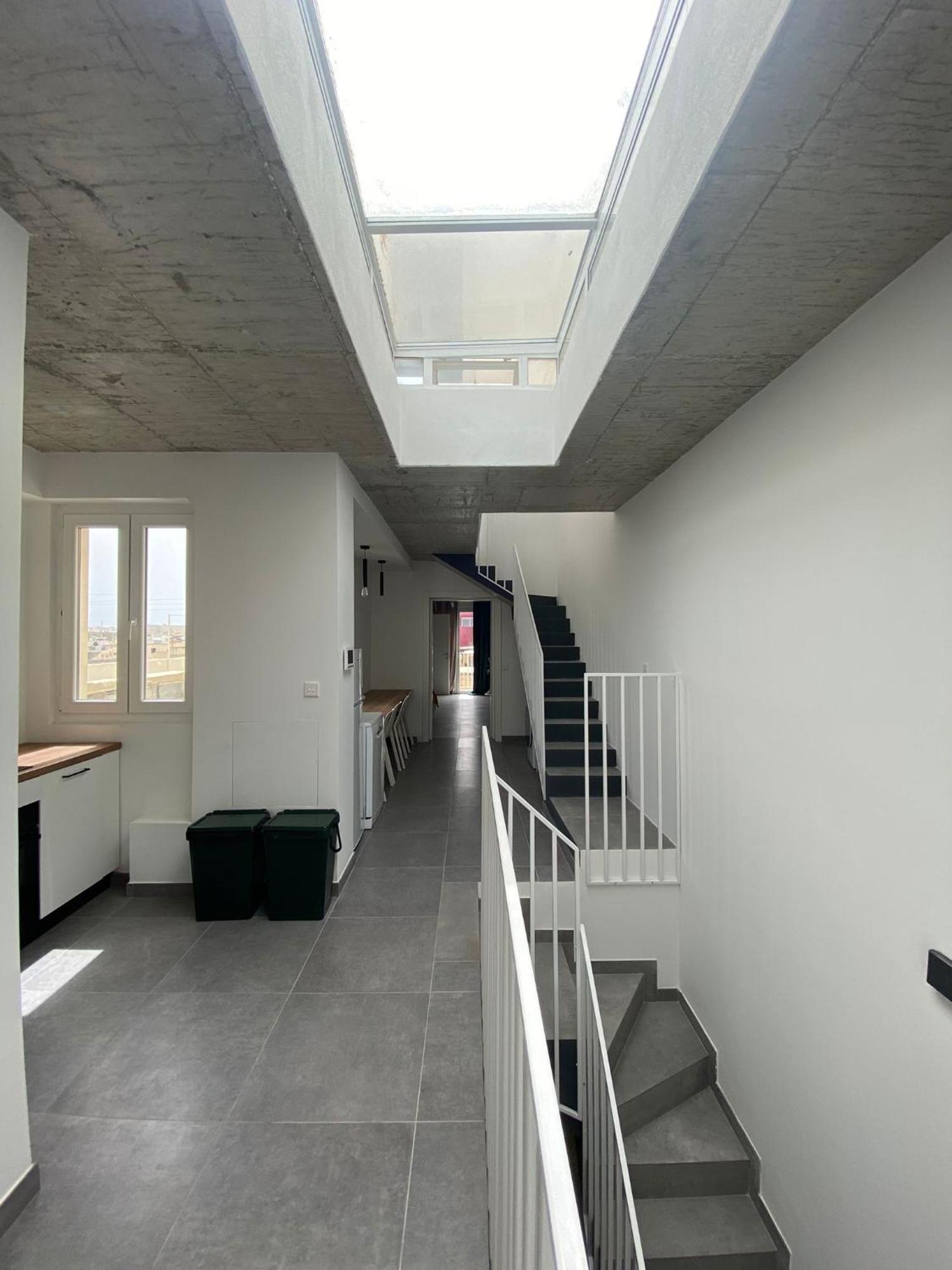 Minimal & Arty Townhouse *