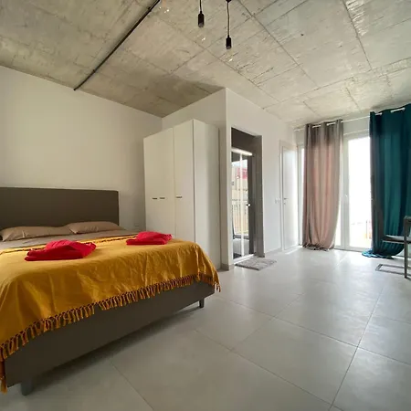 Minimal & Arty Townhouse Apartment Hamrun Exterior photo